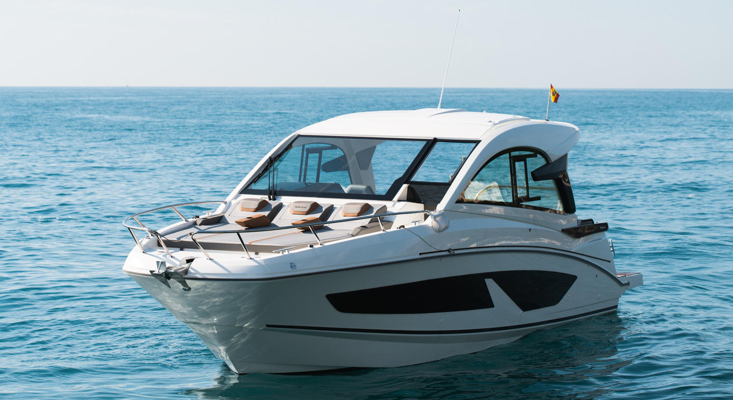 Gran_Turismo_32_exterior_04