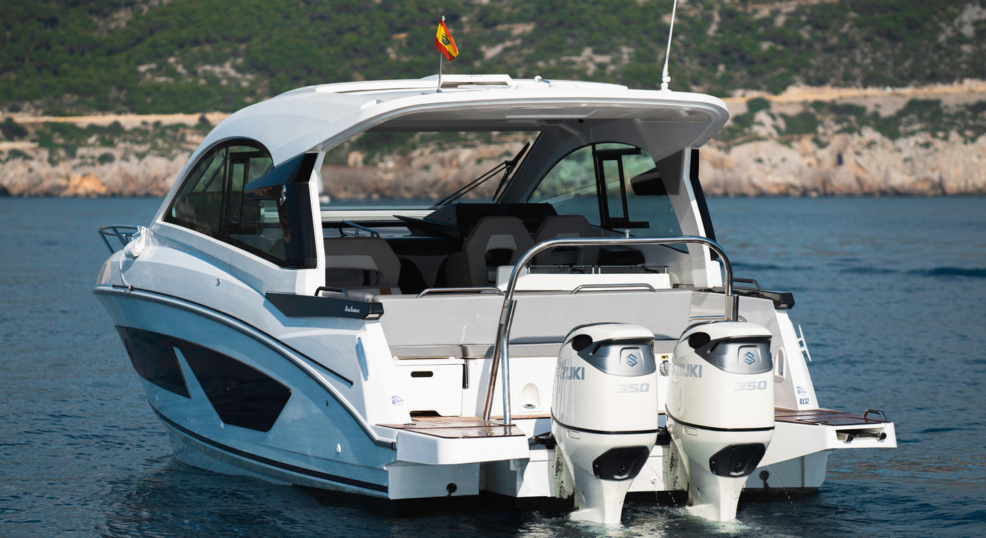 Gran_Turismo_32_exterior_06