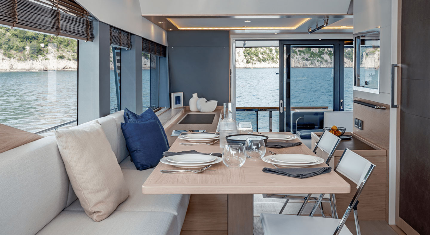 Grand Trawler 62
