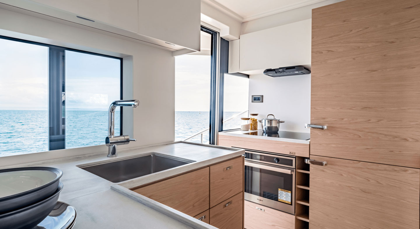 Grand Trawler 62